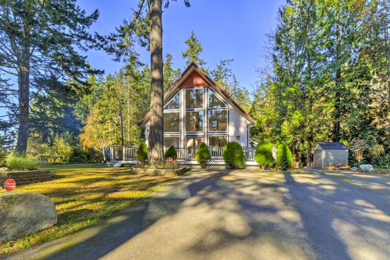 Fox Paws Luxury Cabin - Hot Tub, Fire Pit & Pines! Hansville 외부 사진